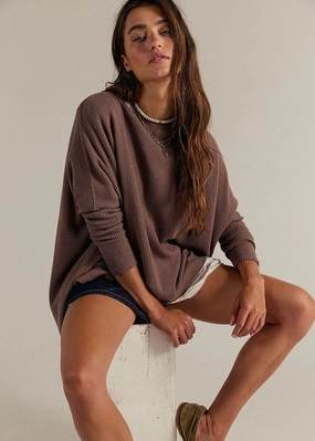 ContrastTipping DoubleLayeredFabric Latte Blues Thermal Top - Leafless Tree