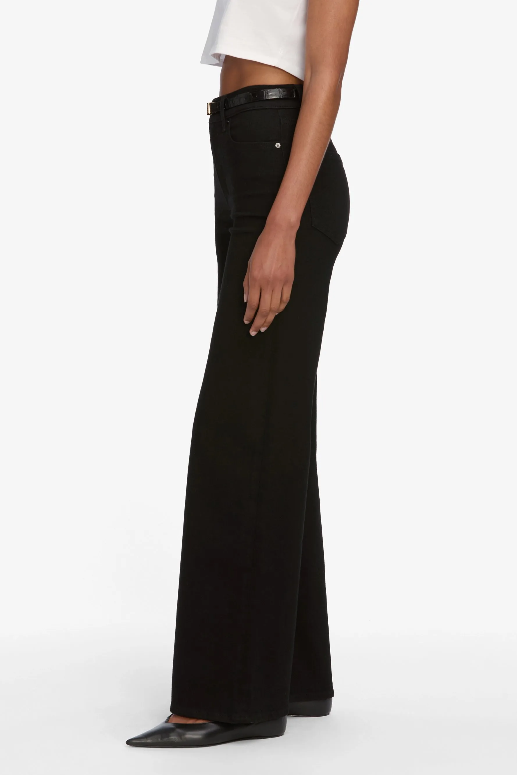 Le Slim Palazzo Reflective details