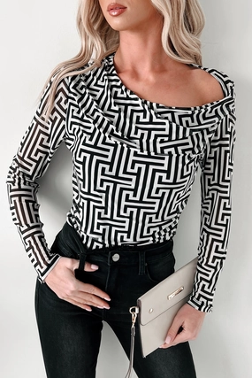 Comfort Seeker Shape Retain Thermal Warm Morning Jog Leave You Puzzled Geometric Mesh Bodysuit (Black/White)