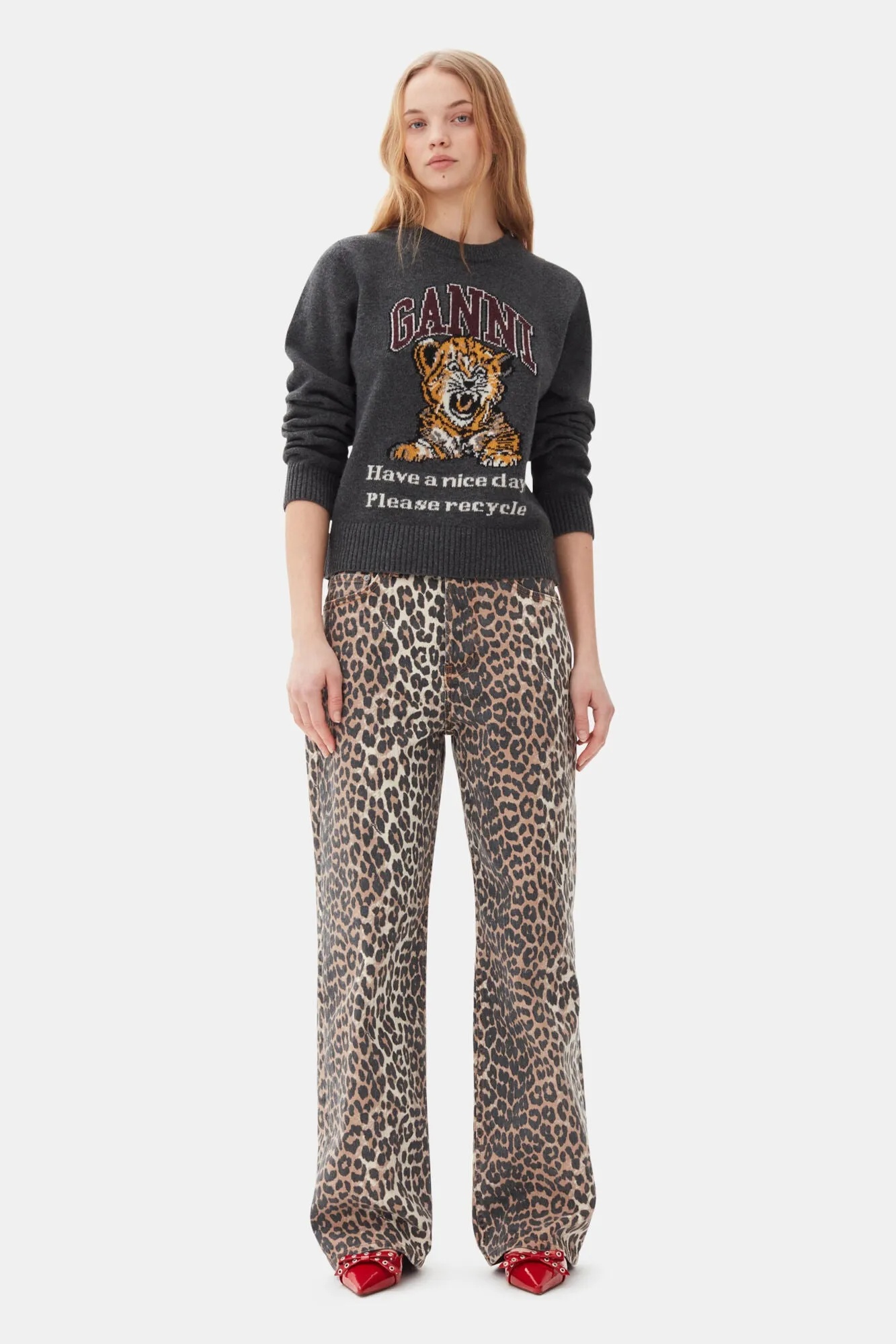 Stylish Comfort Fade Resistant Dye Leopard Printed Izey Jeans