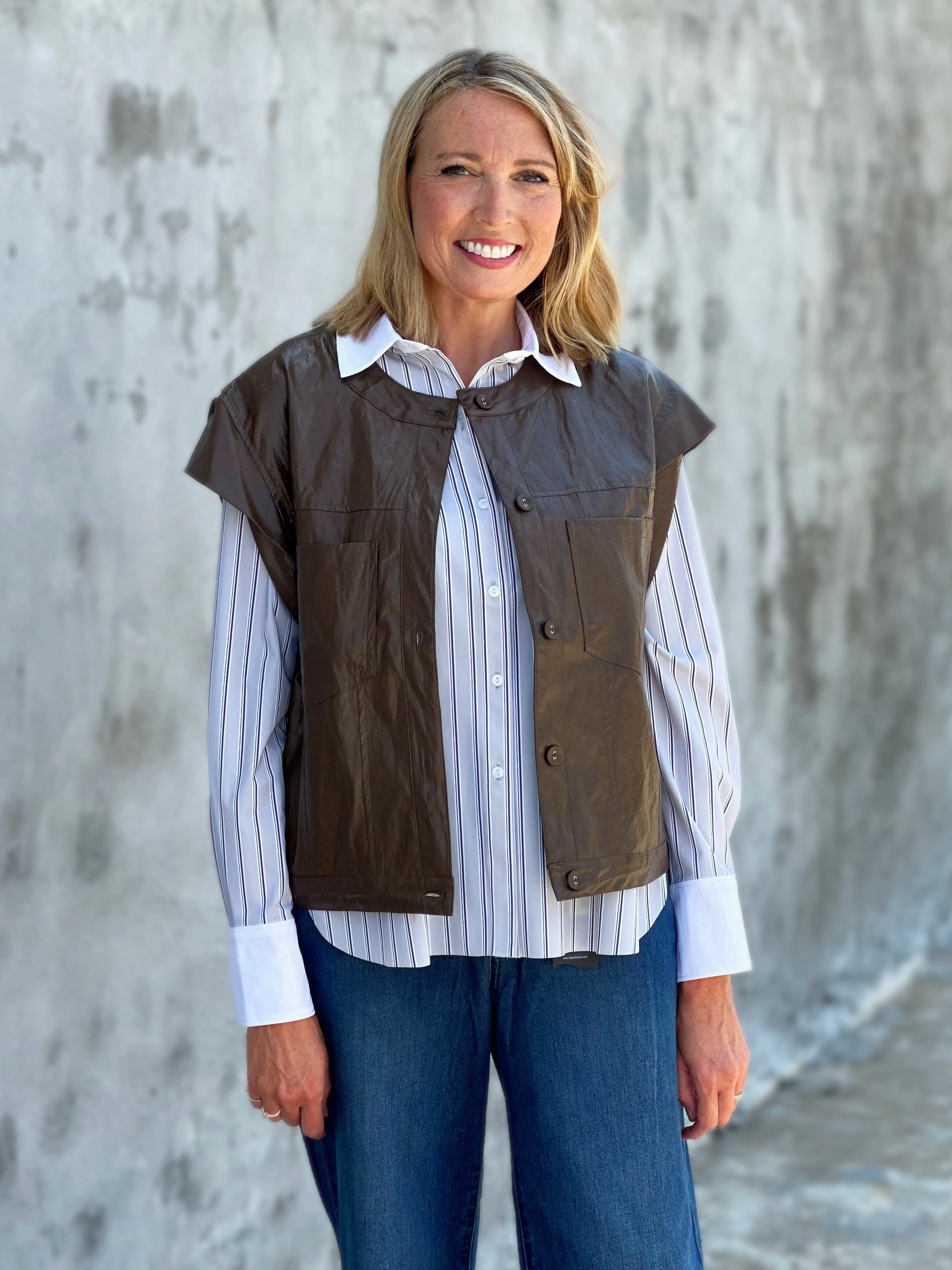 Jonnica Leather Vest in Brown Crisp Weather Fit
