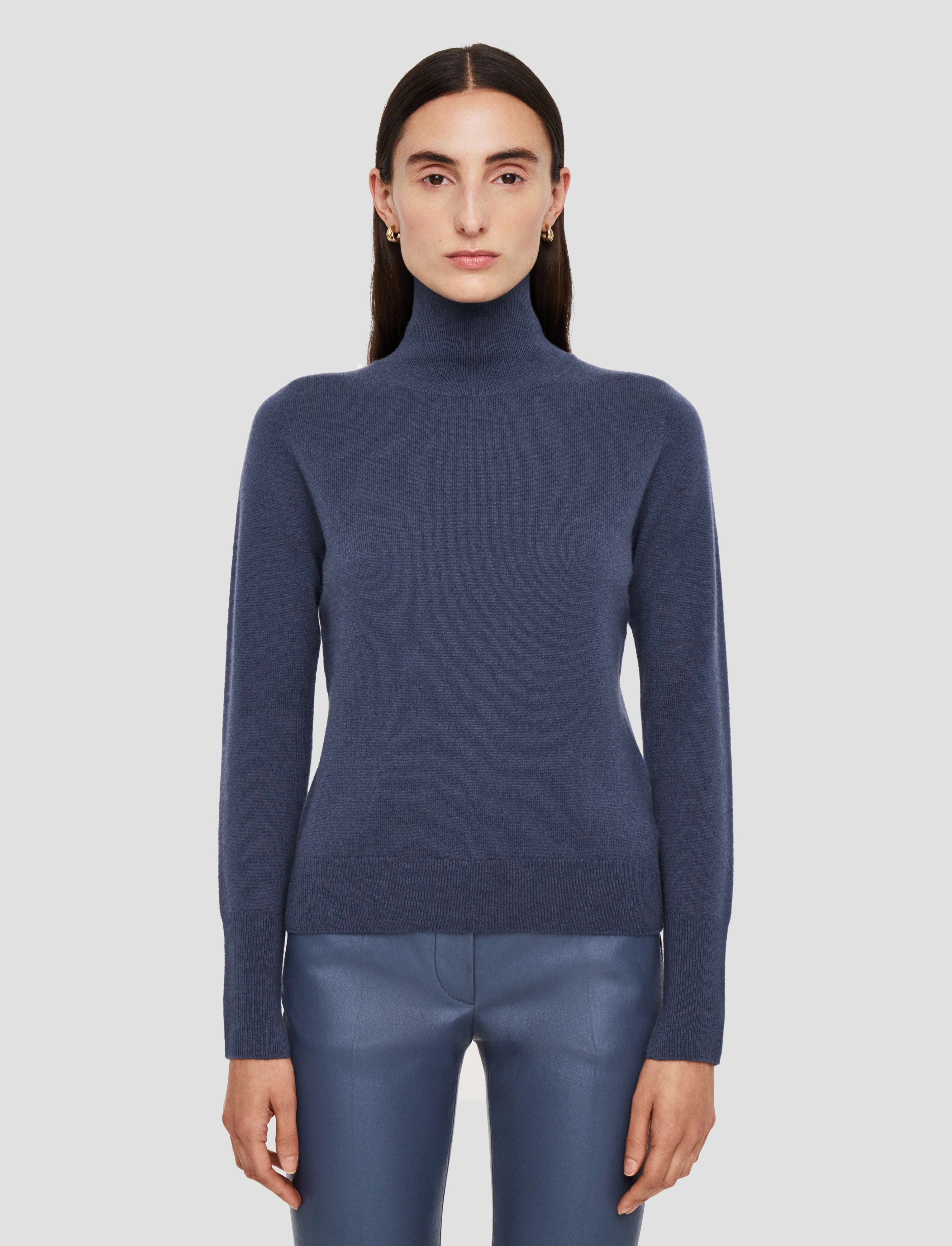 Travel Trend Light Pure Cashmere High Neck Jumper