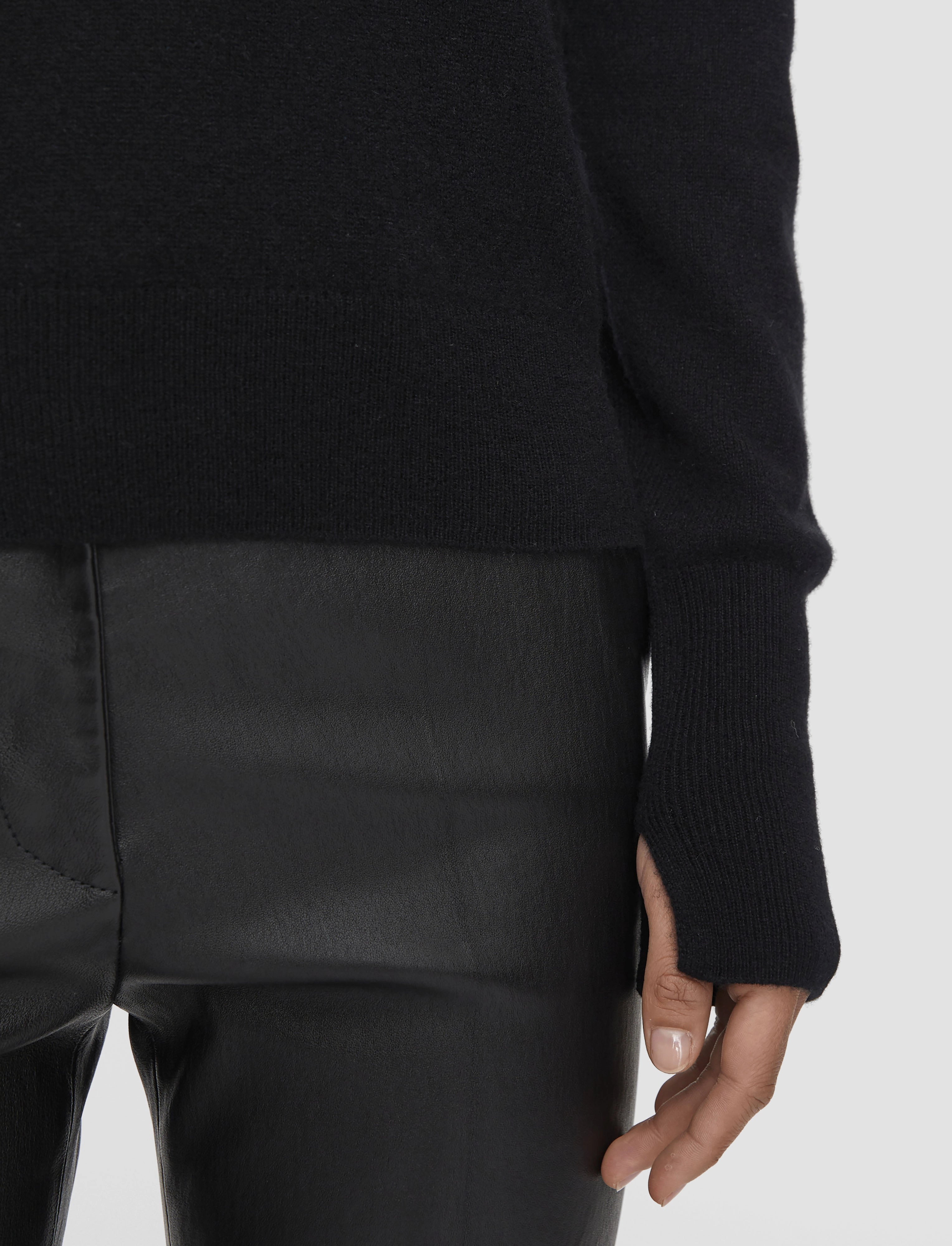 Circular Knit Pattern Double Layered Hem Light Pure Cashmere Round Neck Jumper