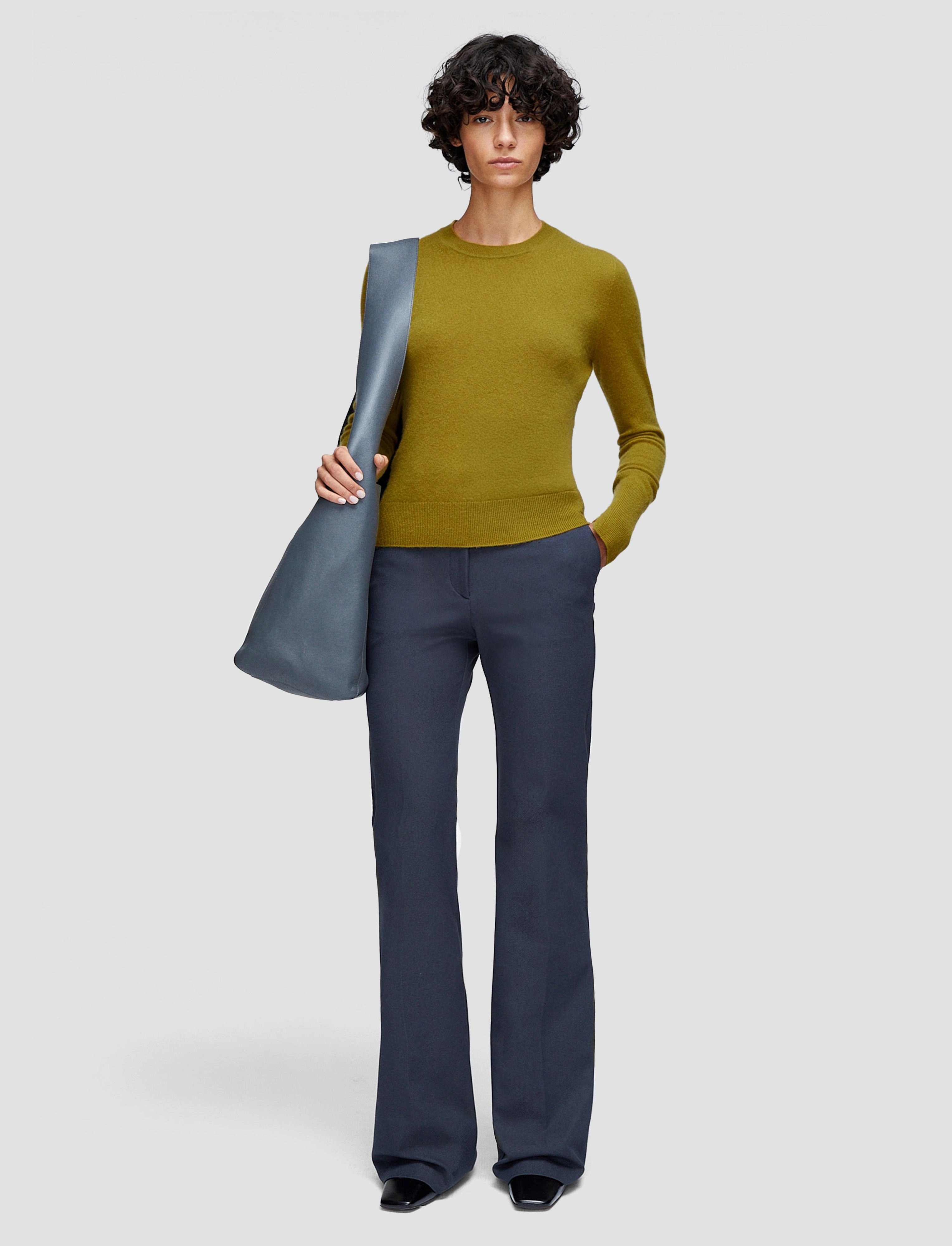 Stay Cozy Light Pure Cashmere Round Neck Jumper