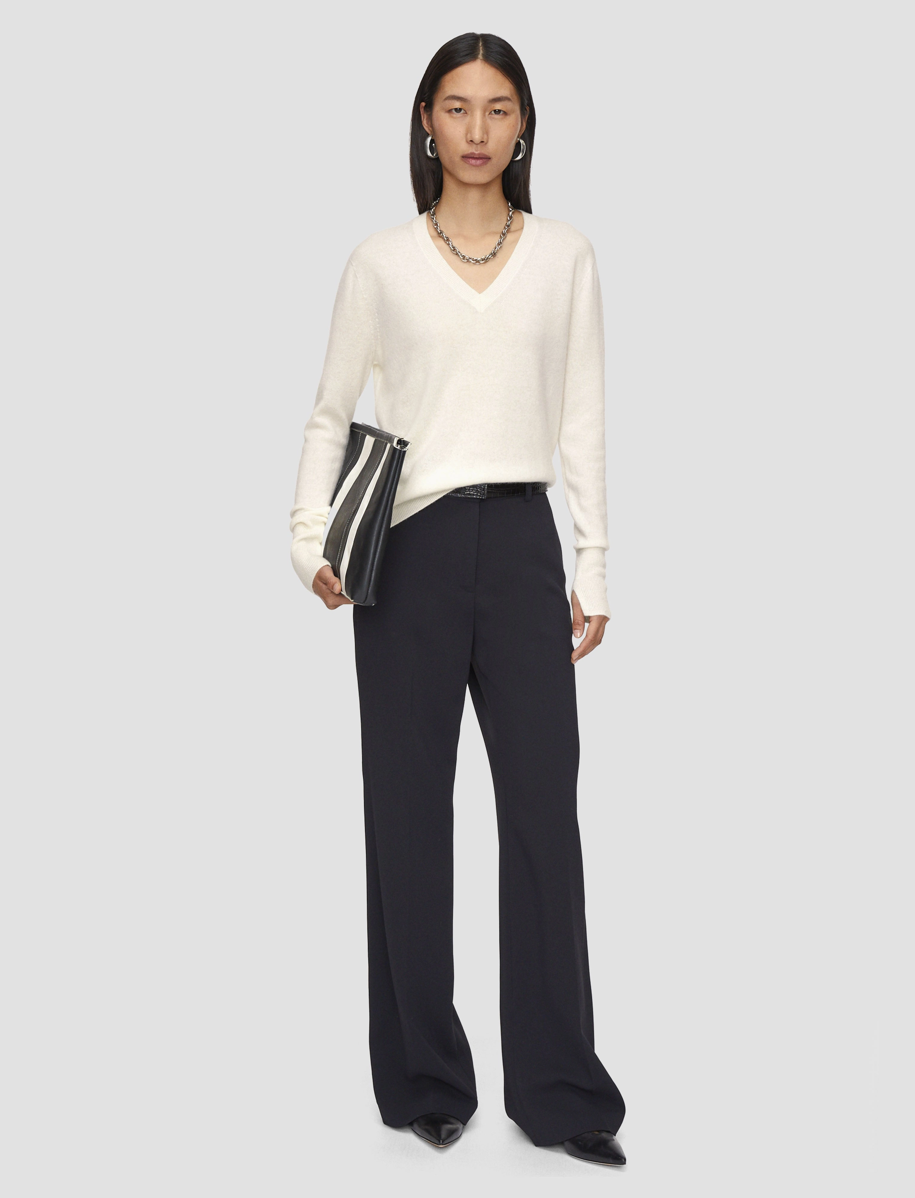 Light Pure Cashmere V Neck Jumper Natural Feel skin friendly