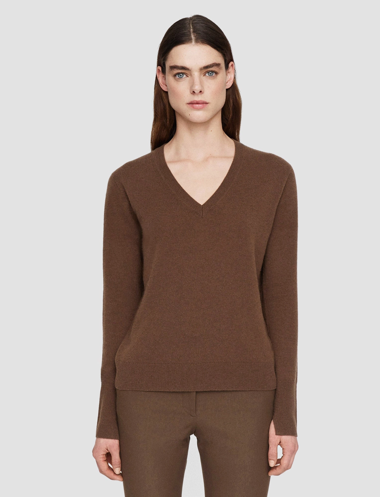 Smooth Seam Light Pure Cashmere V Neck Jumper