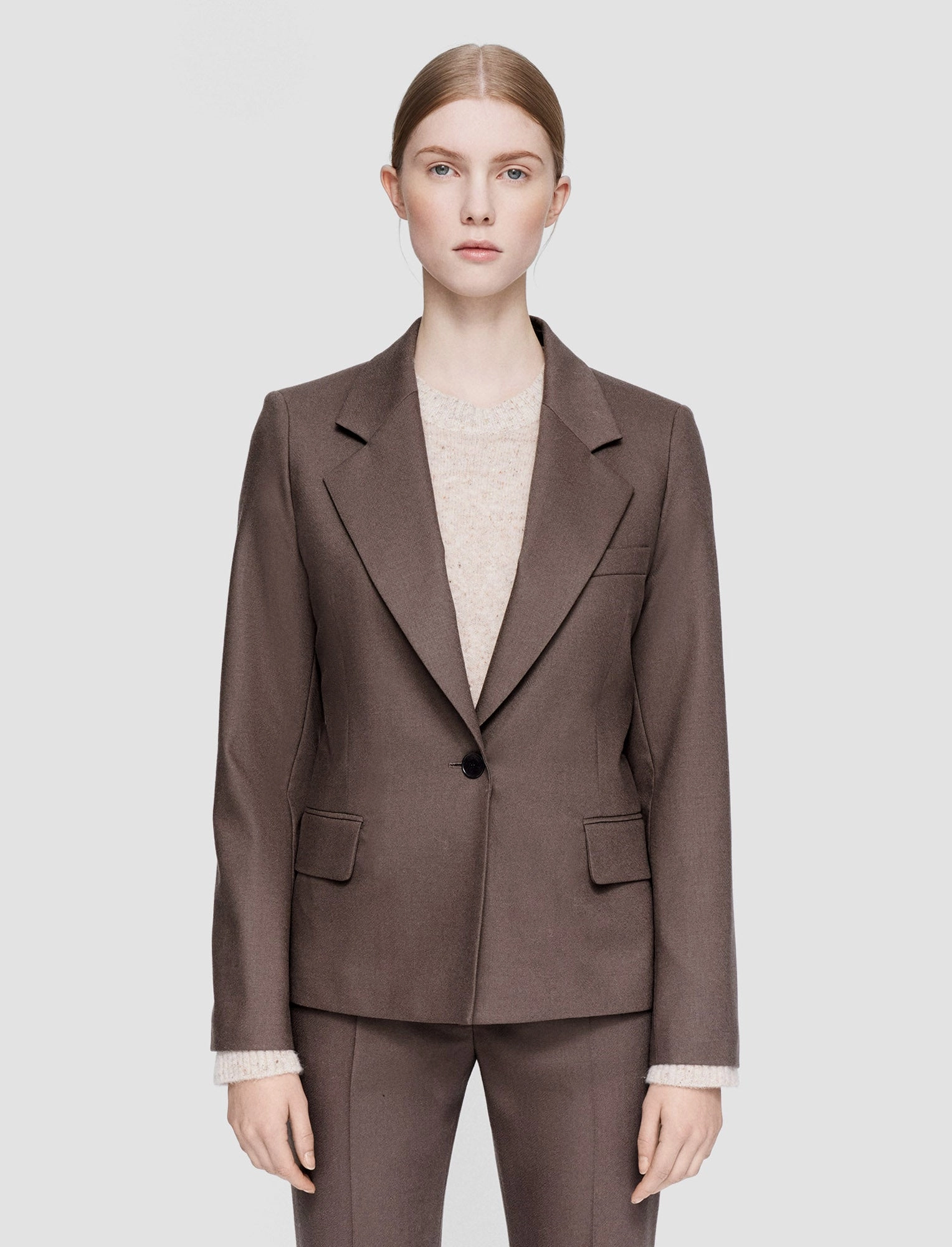 Light Wool Flannel Fernand Jacket Minimize Magnetic Closure Details