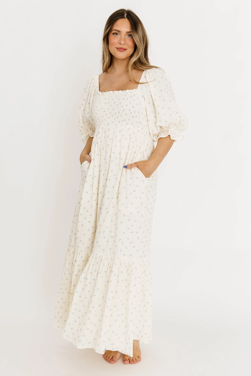 Summer Mood One Piece Look Livvy 100% Cotton Maxi Dress in Petite Blue Floral -Bump Friendly & Inclusive Sizing