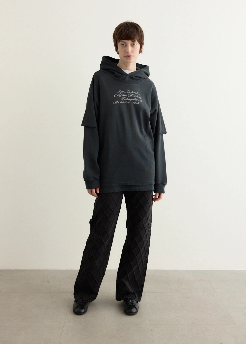 Relaxed Style Smart Casual Minimalist Style Holiday Vibes Stretch Logan Mid-Rise Wide Leg Jeans