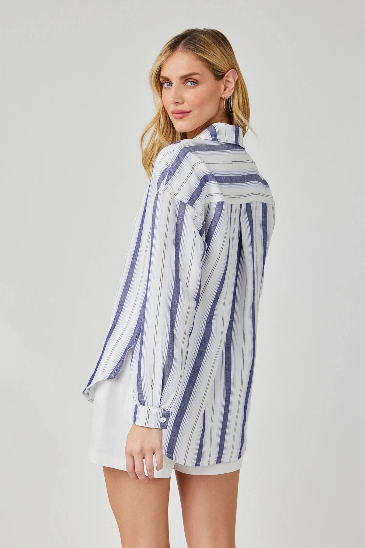 MultiPanelBreathability All-Purpose Wear Long Sleeve Button Down