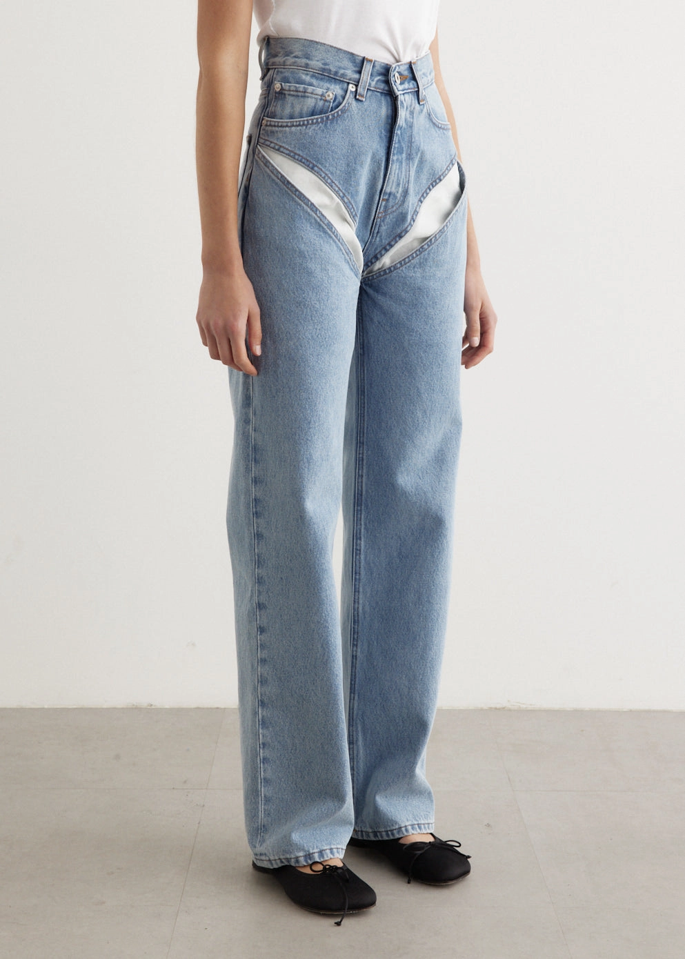 Shopping Day High Quality Weekend Style Subtle Texture Evergreen Cut Out Jeans