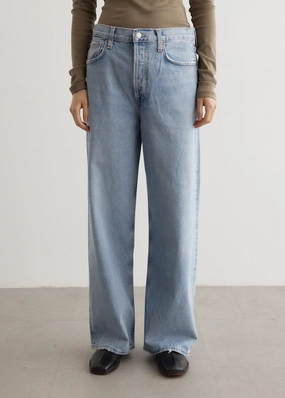 Modern Comfort Low Slung Baggy Jeans