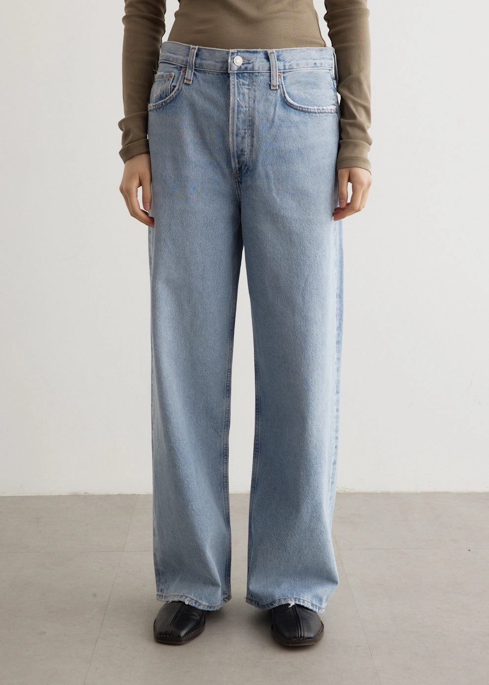 Modern Comfort Low Slung Baggy Jeans