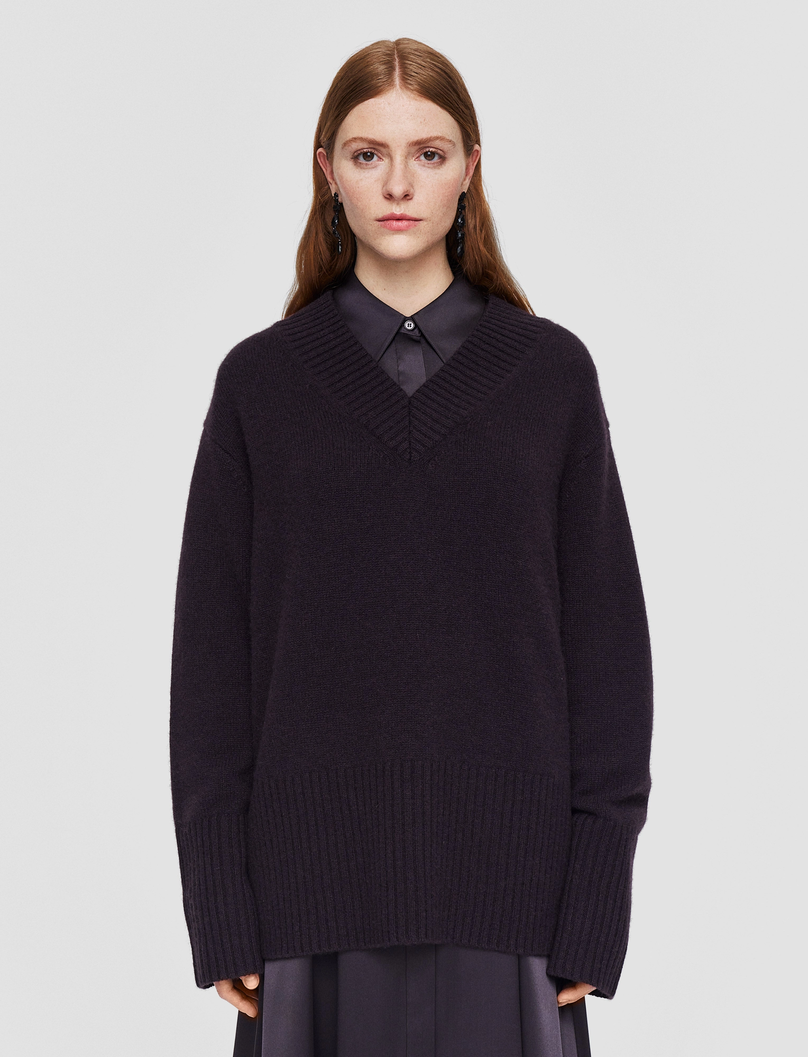 Luxe Cashmere V Neck Jumper Relaxed Trend