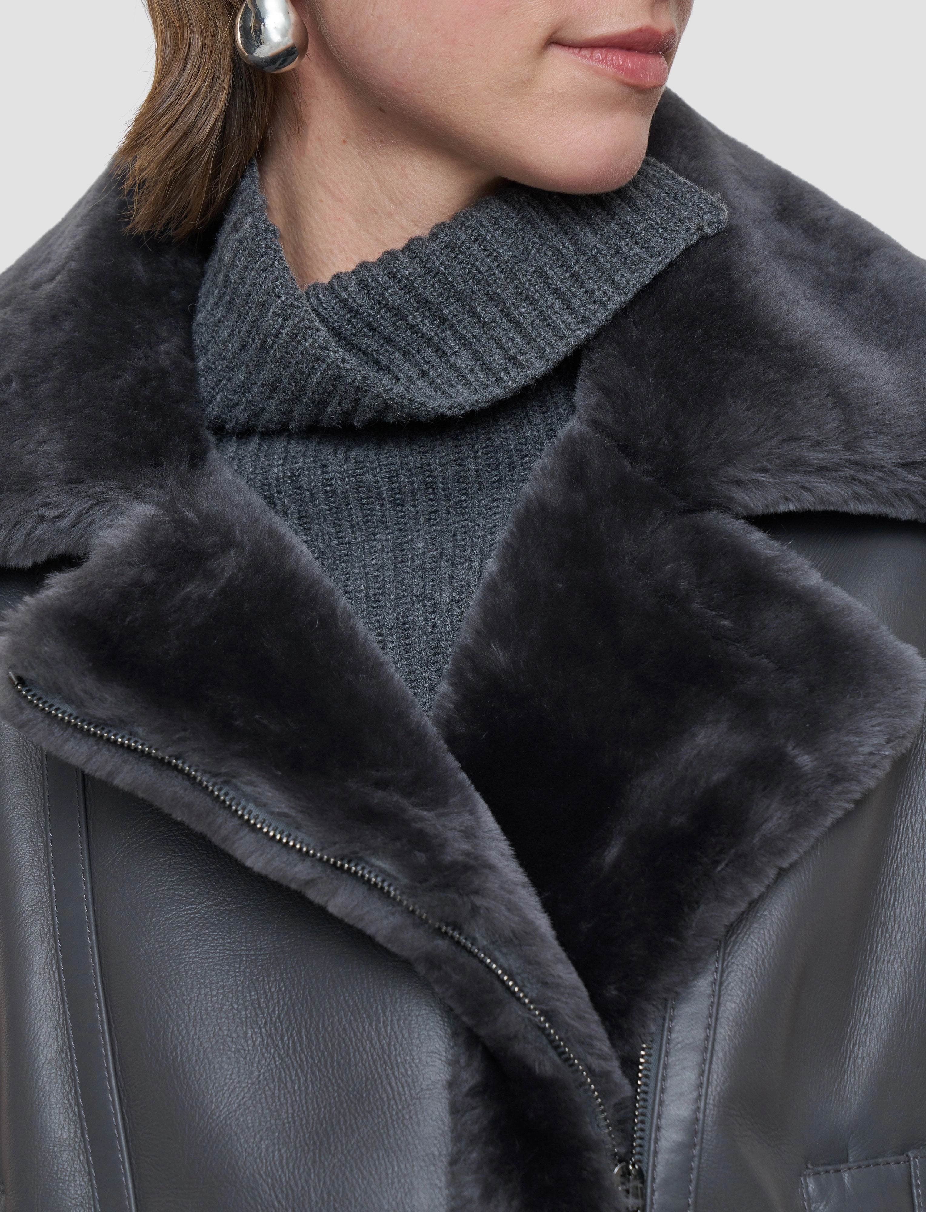 Flexible Joint Articulation Adjustable Hem Marc Soft Shearling Gilet