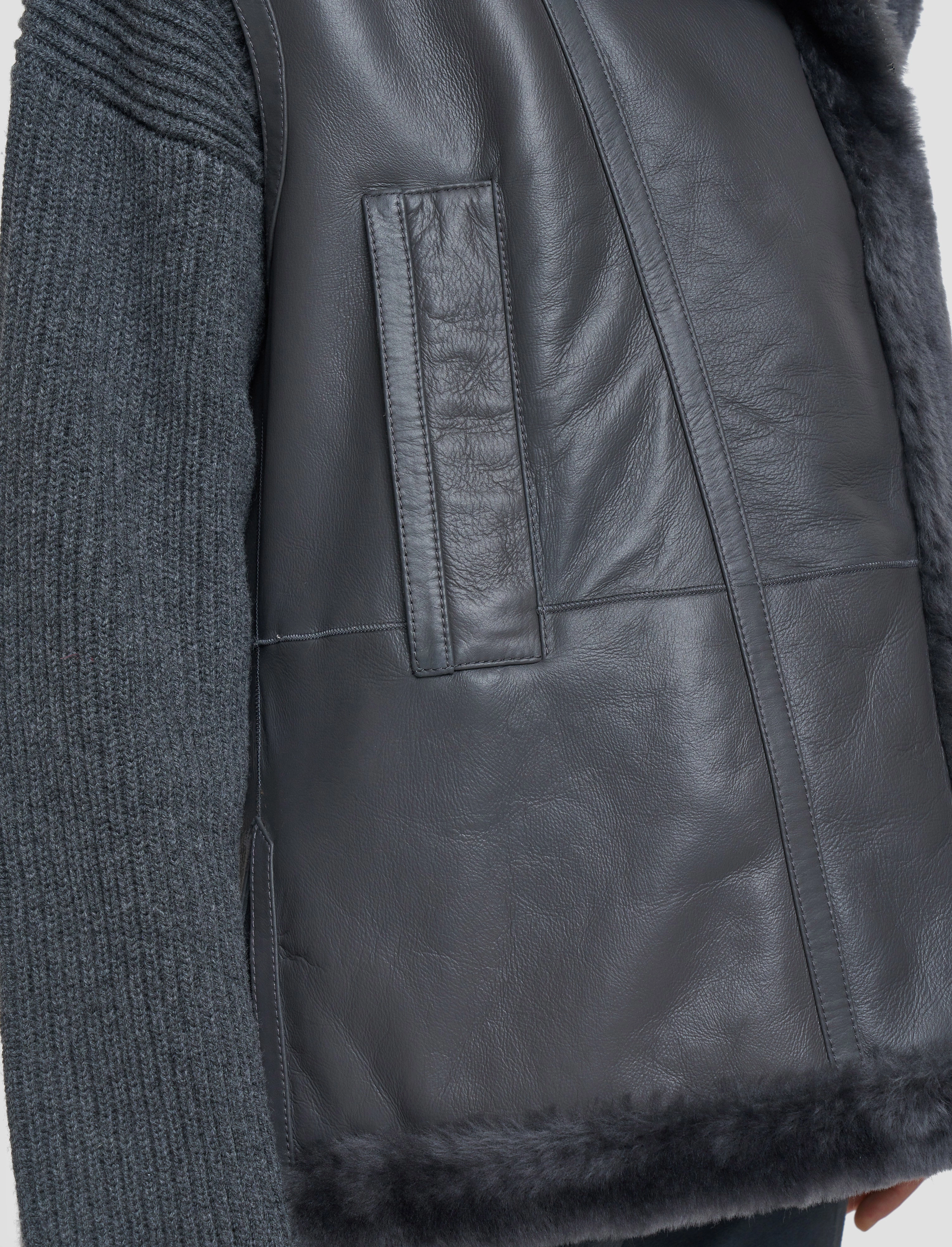 Classic Casual Look Quick Release Buckles Marc Soft Shearling Gilet