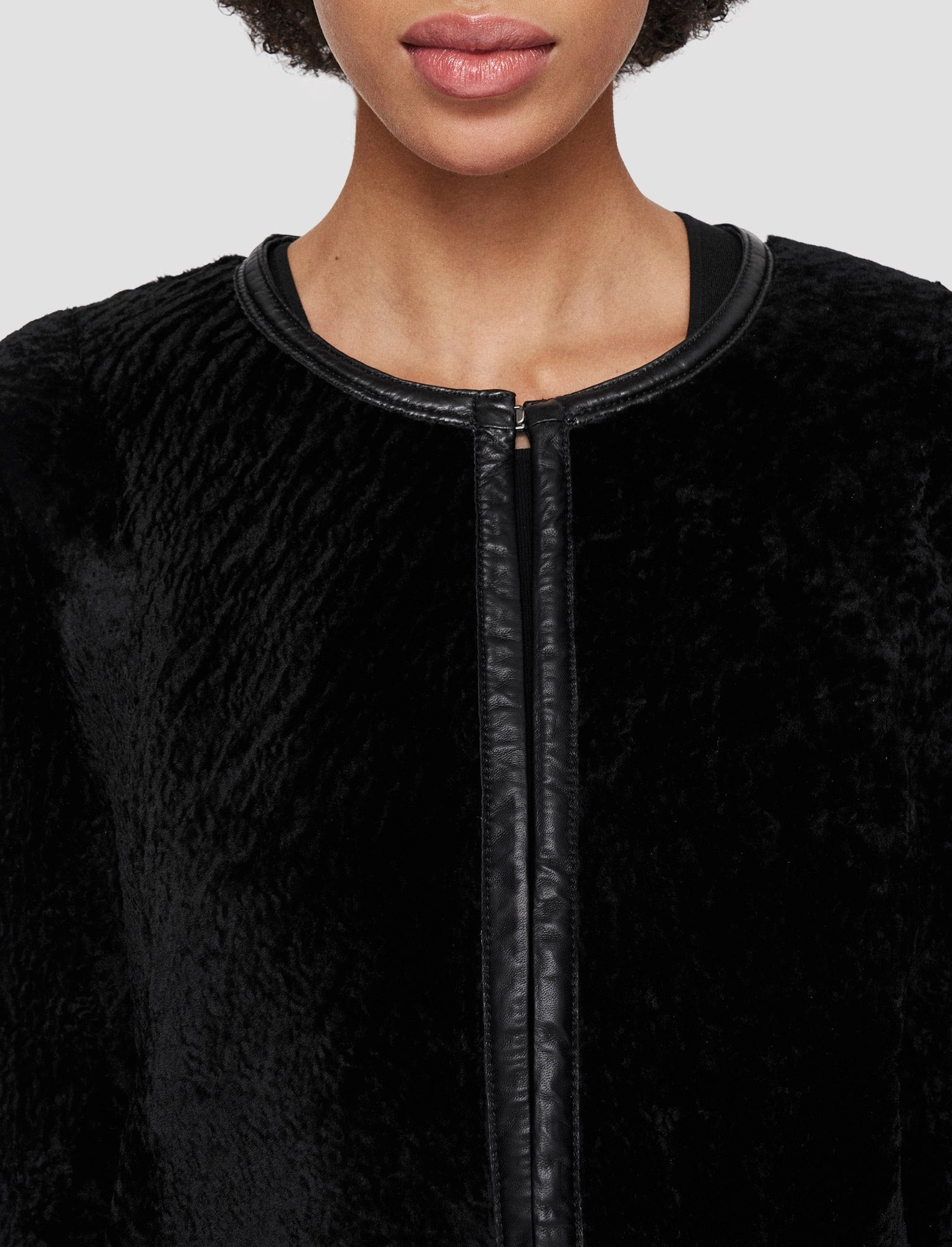 standard size Anti Pill Treatment Maurice Embossed Shearling Jacket