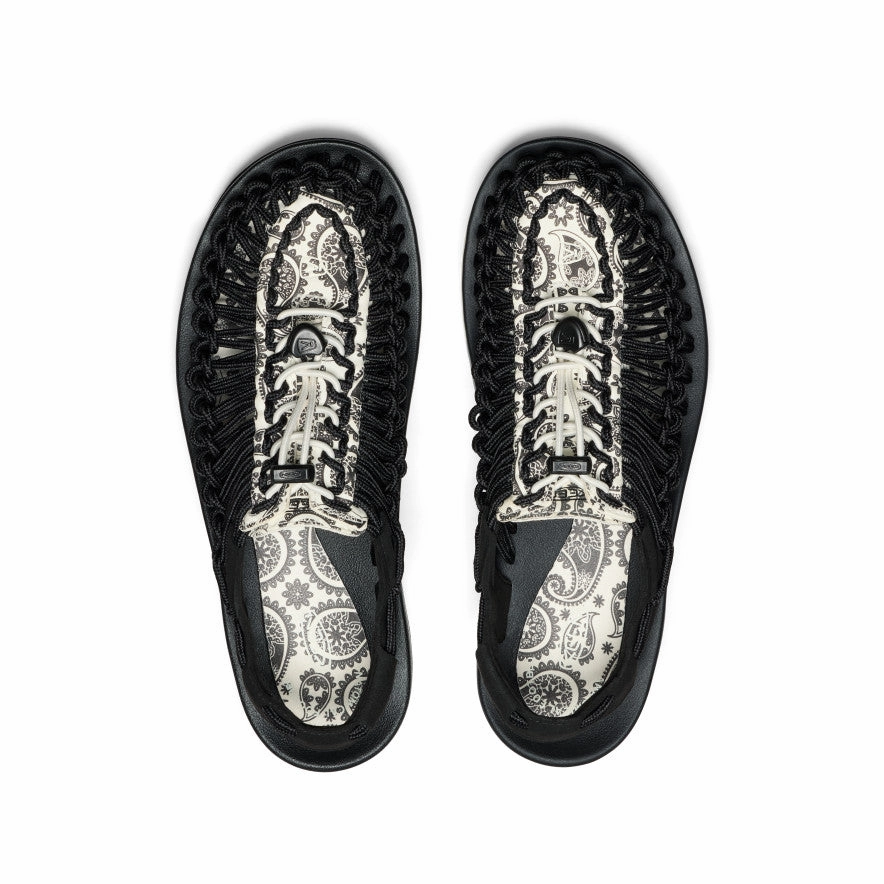 Men's UNEEK Sneaker x T.H.C.  |  Blk Raven Paisley Poolside Look