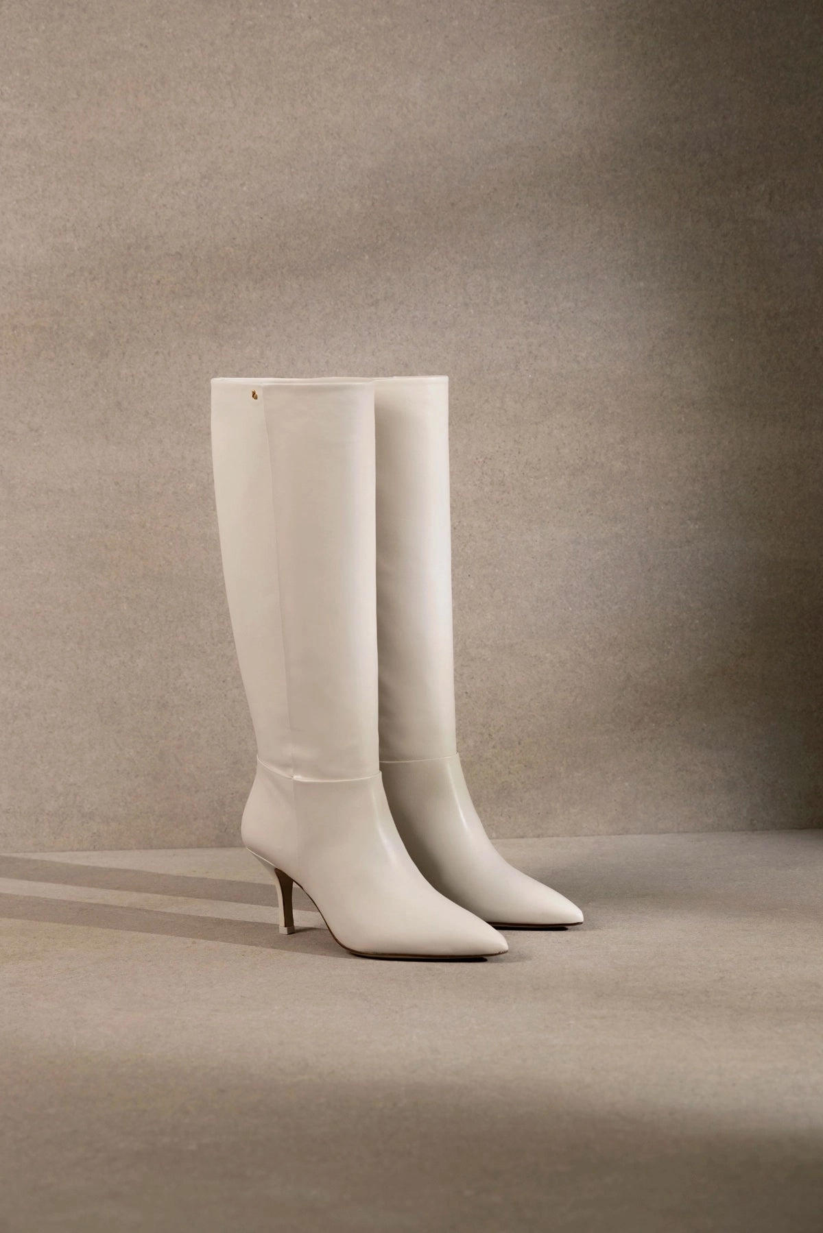 Kate Mid Boot In Ivory Leather Stylish Footwear