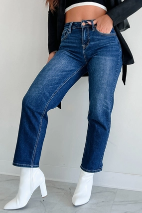 Morning Stroll Fashion Lover Work Meeting Trendy Modern Minimalist Minden High Rise Risen Boyfriend Jeans (Dark)