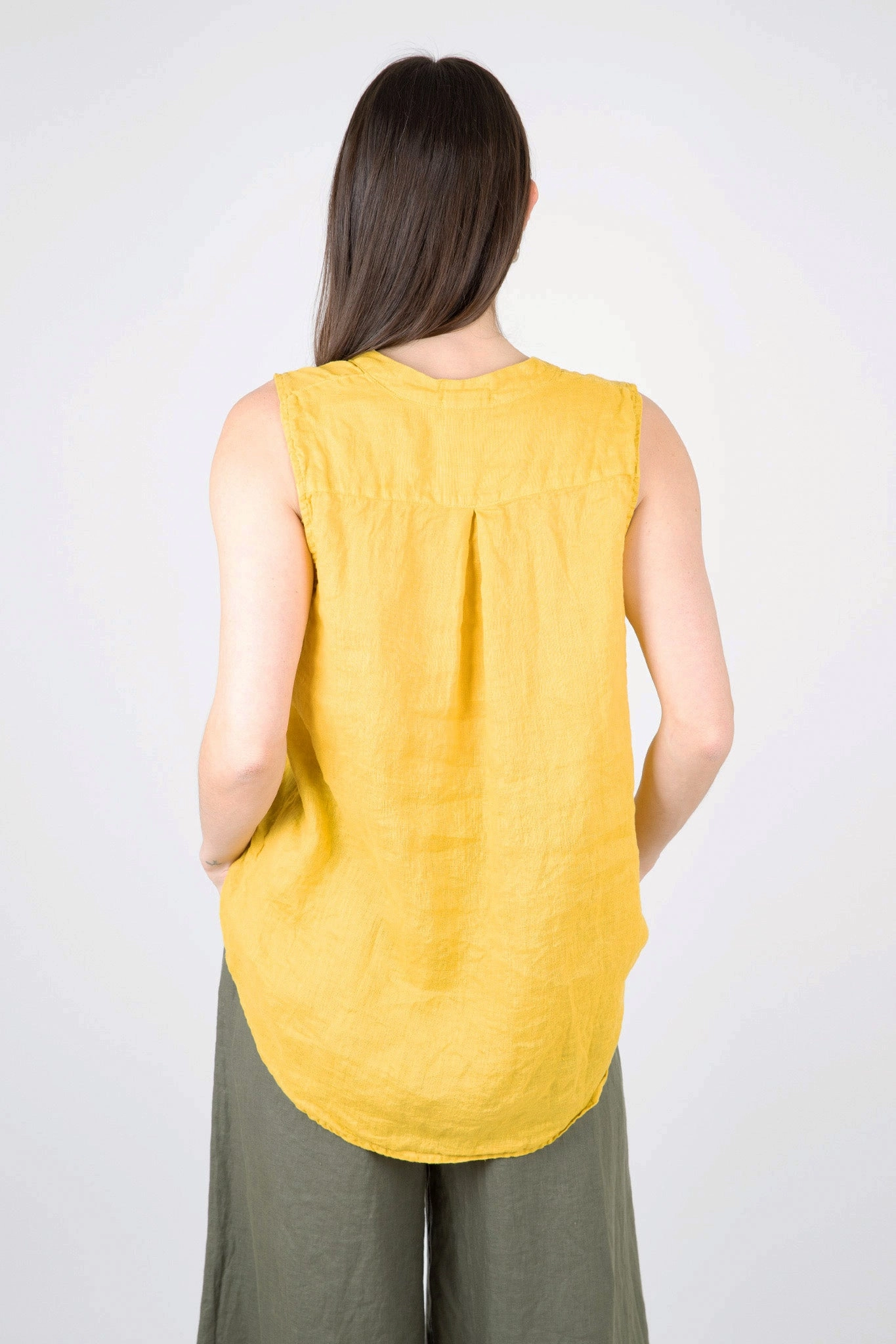 Simone Flexible Neckline