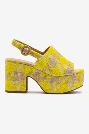 Instant Comfort Miso Platform Sandal In Yellow Houndstooth Fabric