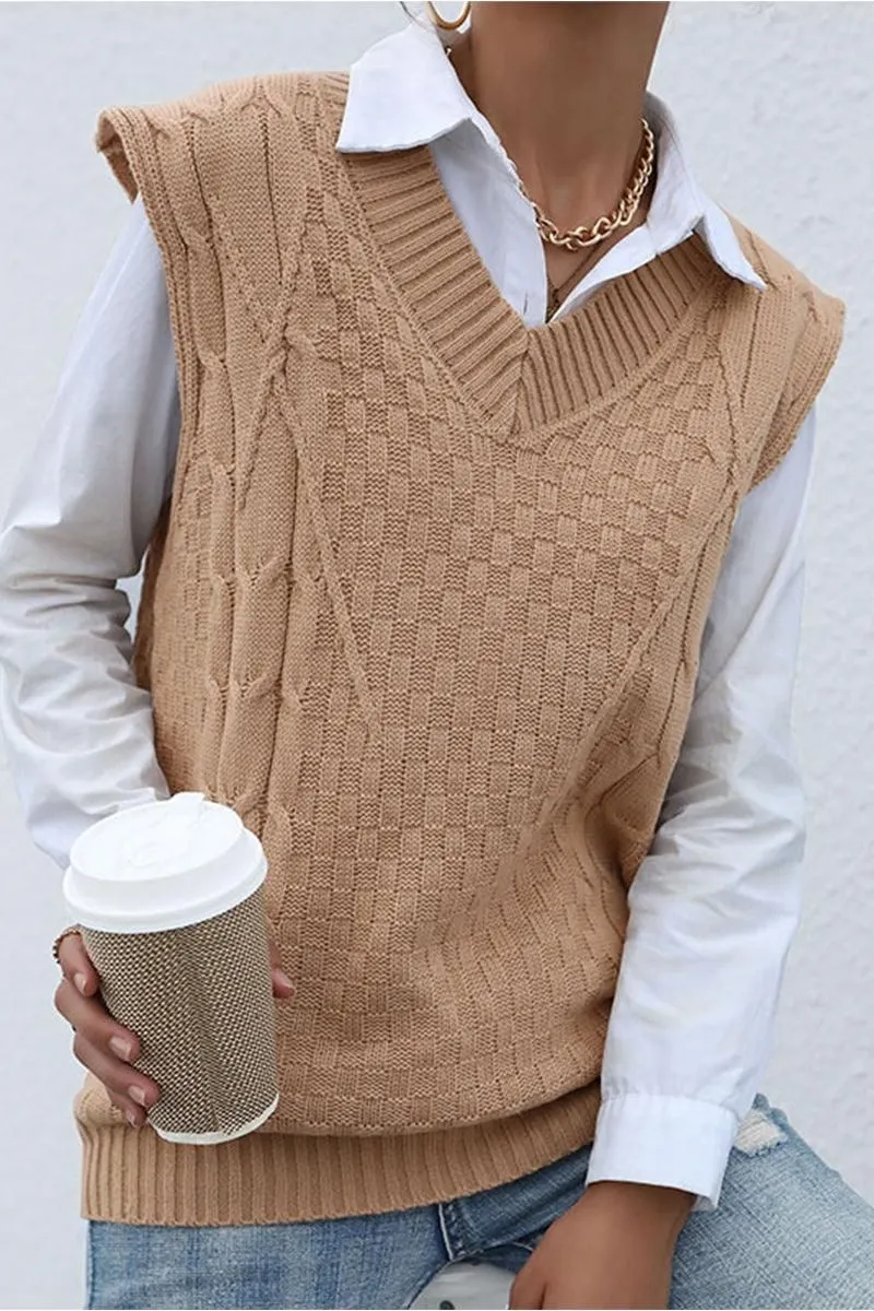 Easy Care Fabric Trendy Fashion PATTERNED KNIT SLEEVELESS COZY SOLID CARDIGAN