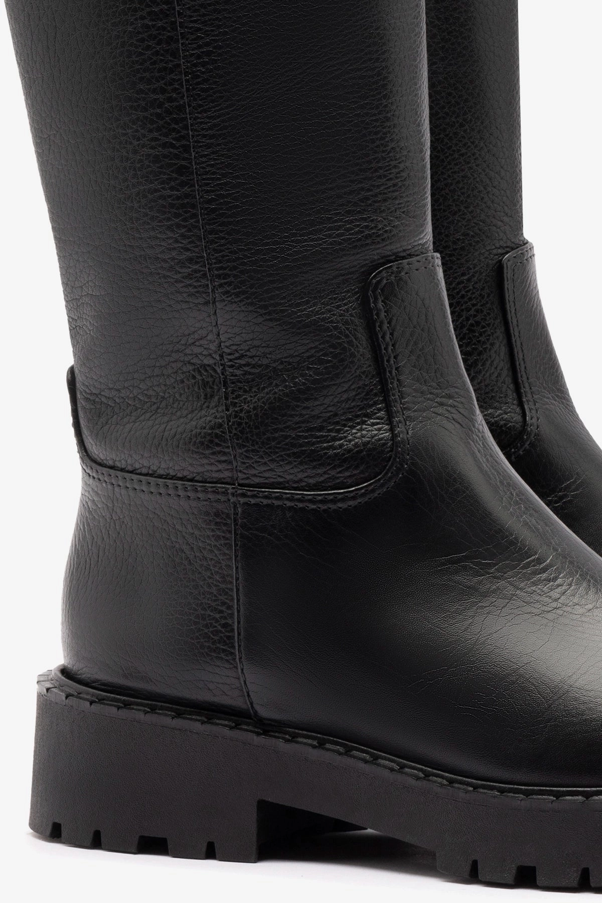 Street Fashion All Weather River Crossing Anne Lugsole Boot In Black Leather