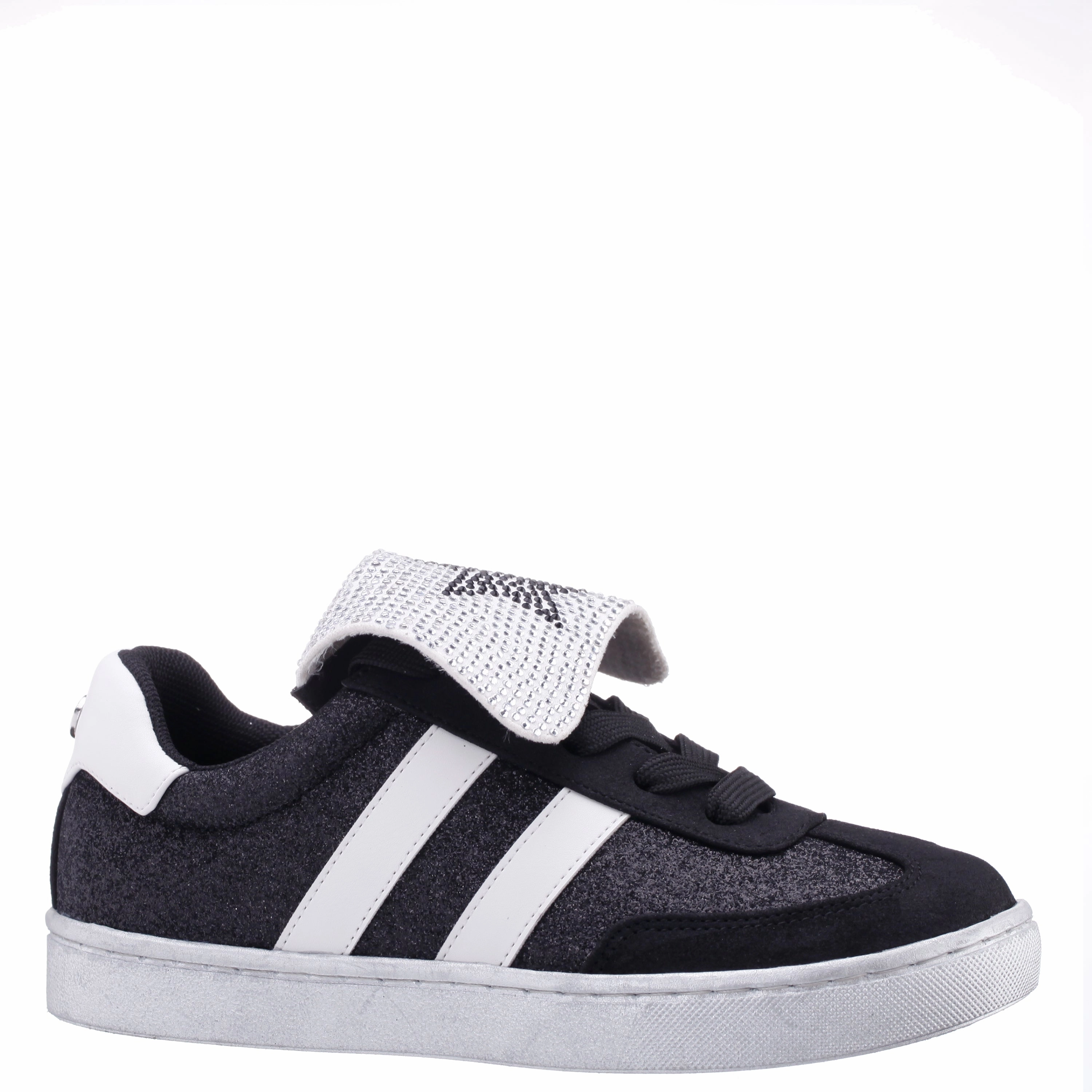 Versatile Look Everyday Shoes CRUISE-BLACK