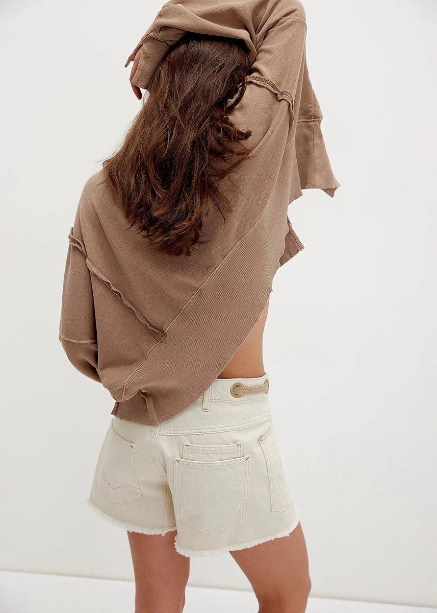 Moxie Shorts - White Comfort Focus Tapered Look