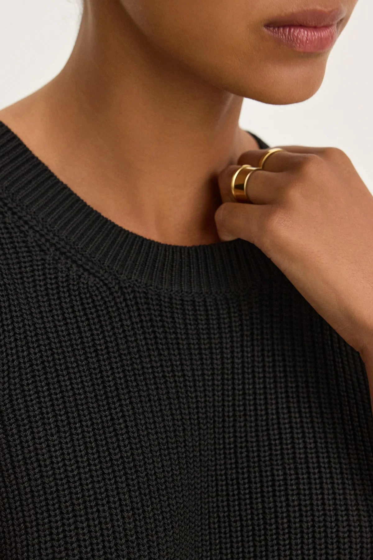 ConvertibleCollarSystem Simple Dress Muna Sweater Vest