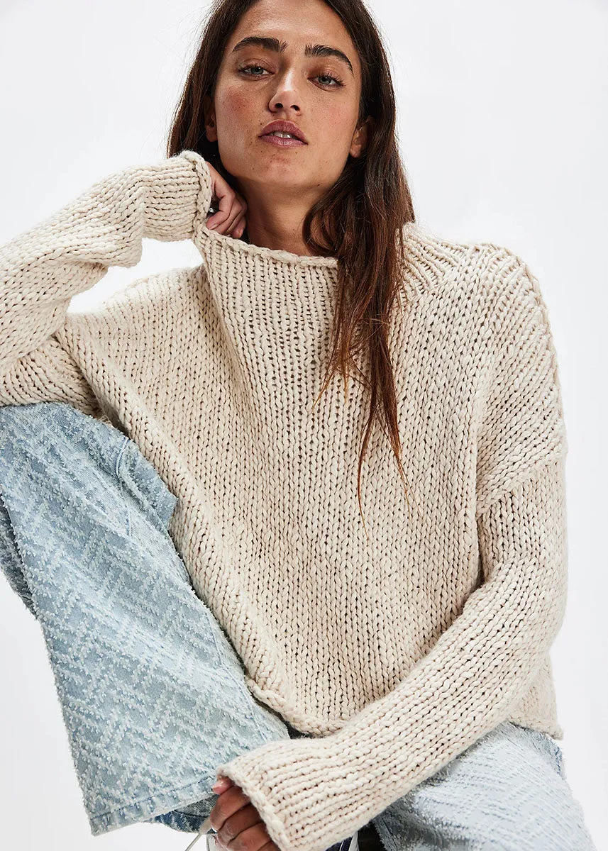 Light Reflective Yarn Opal Sweater - Tea