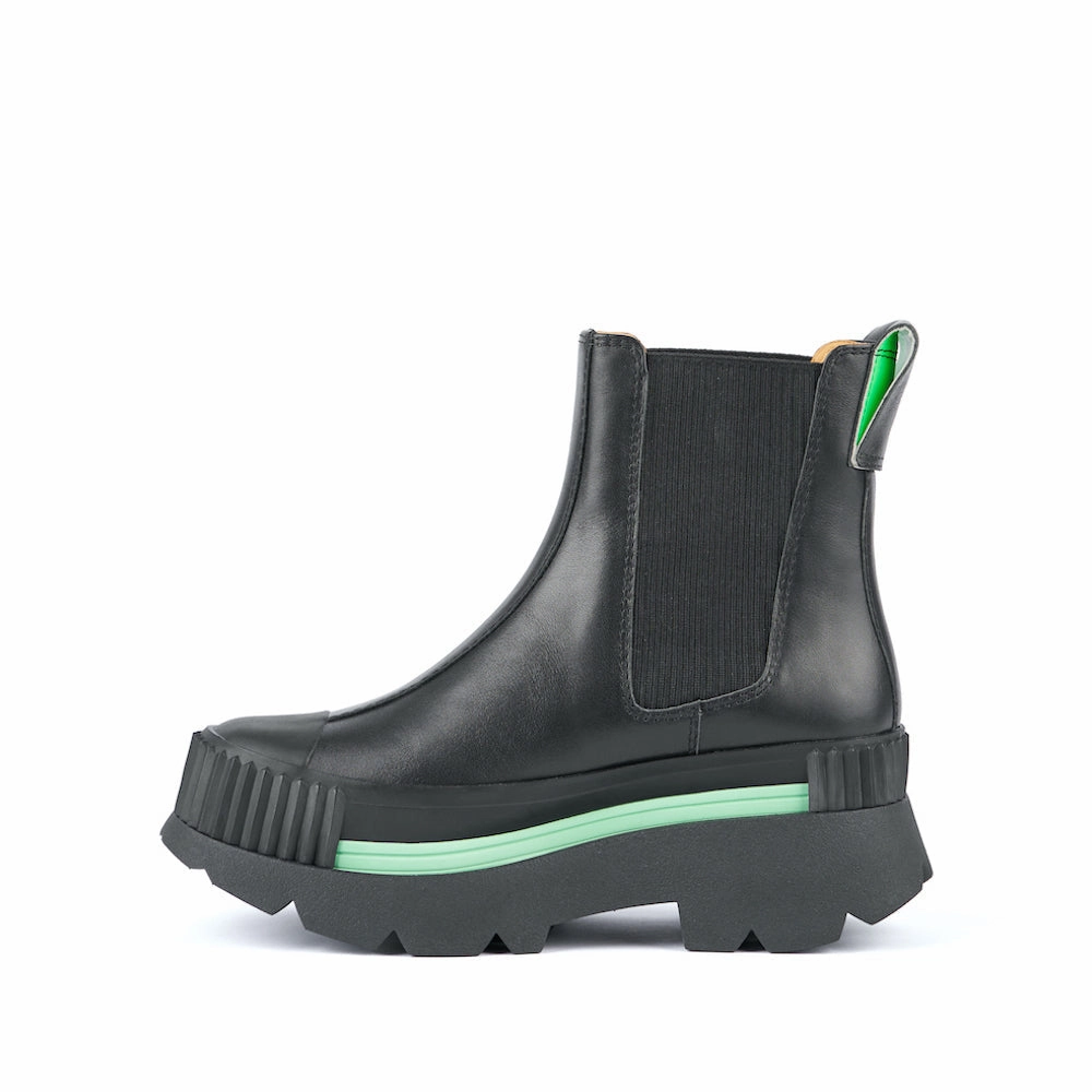 ESKER CHELSEA BLACK Military Style