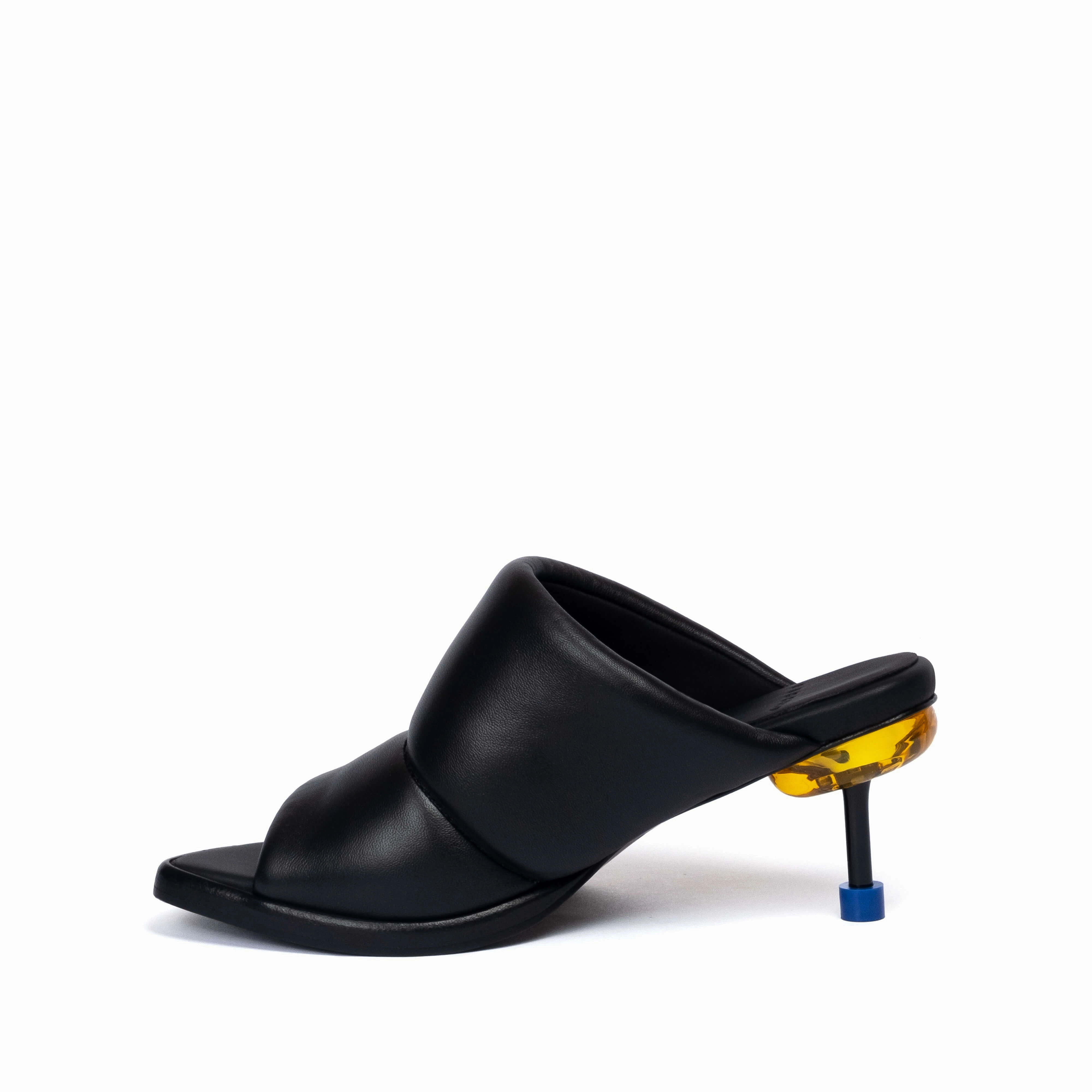 OSHA PILLOW BLACK Quick Move clean design