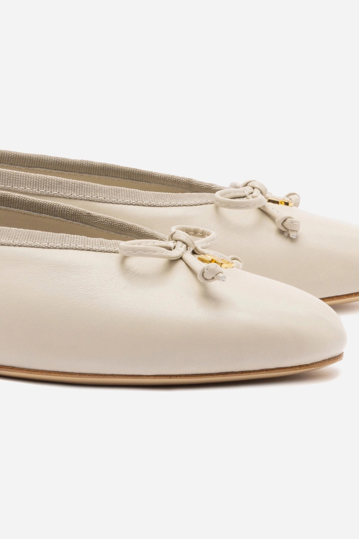 Taste Glow Pavlova Ballet Flat In Mushroom Grey Leather
