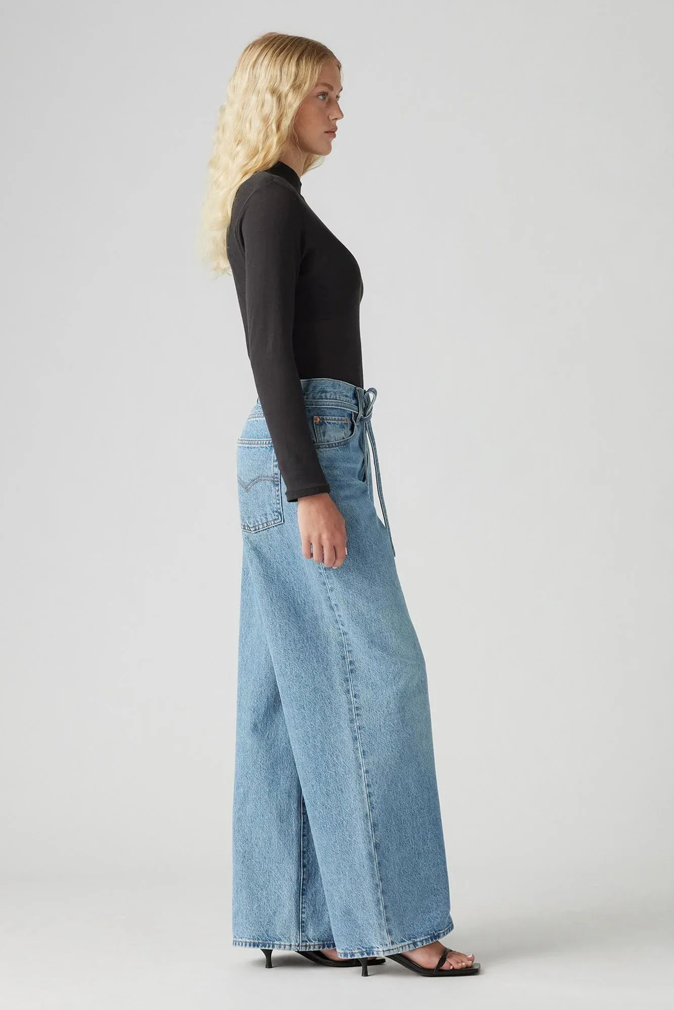 Comfort Layer Wear Minimal Waistband XL Straight Jean