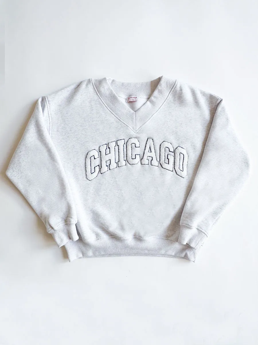 Chicago Boucle V-Neck Sweatshirt - Heather Grey Cozy Design