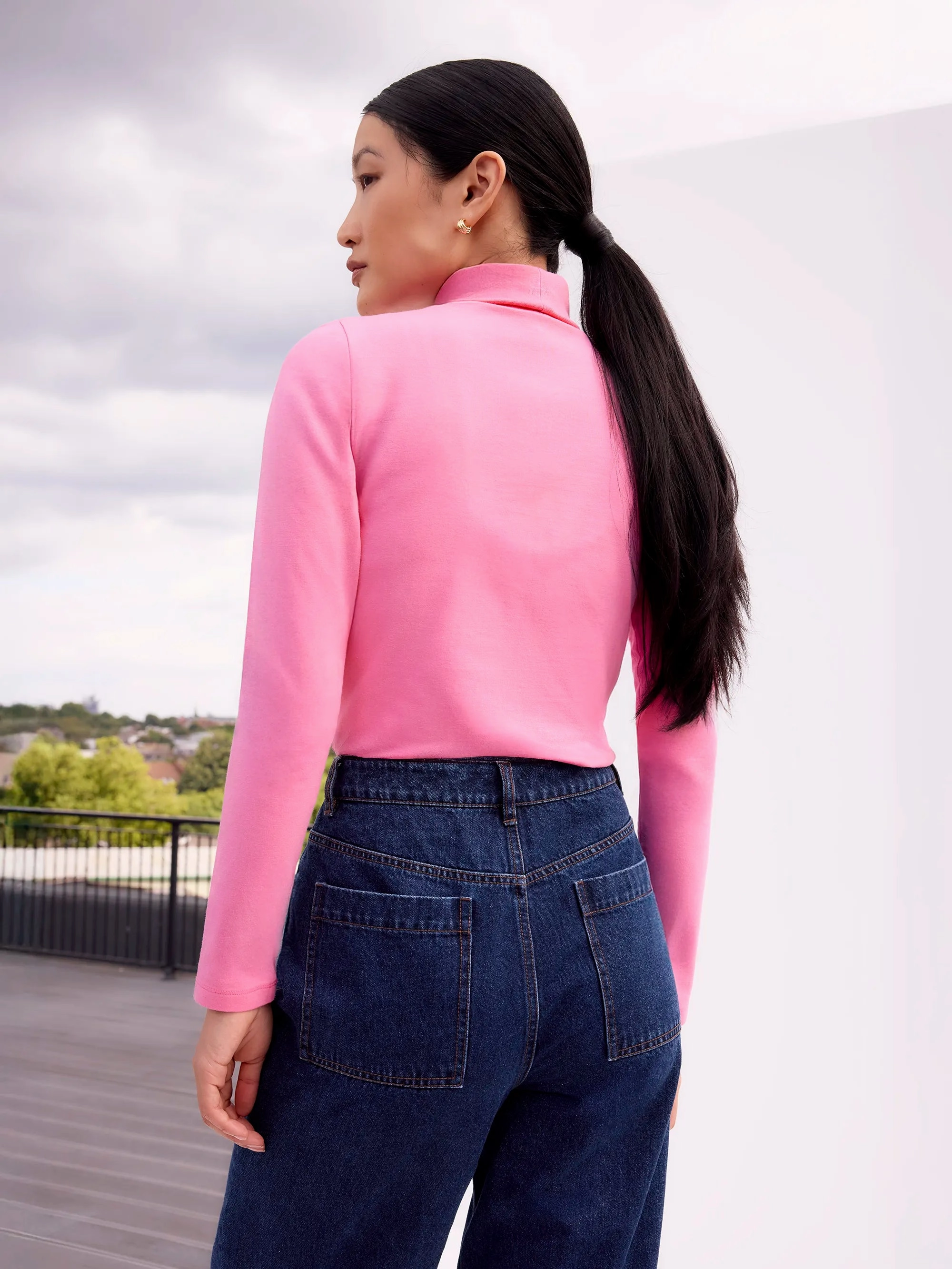 ReinforcedEdges BreathableBackVents Pink Turtleneck Stretch Cotton-Modal Top