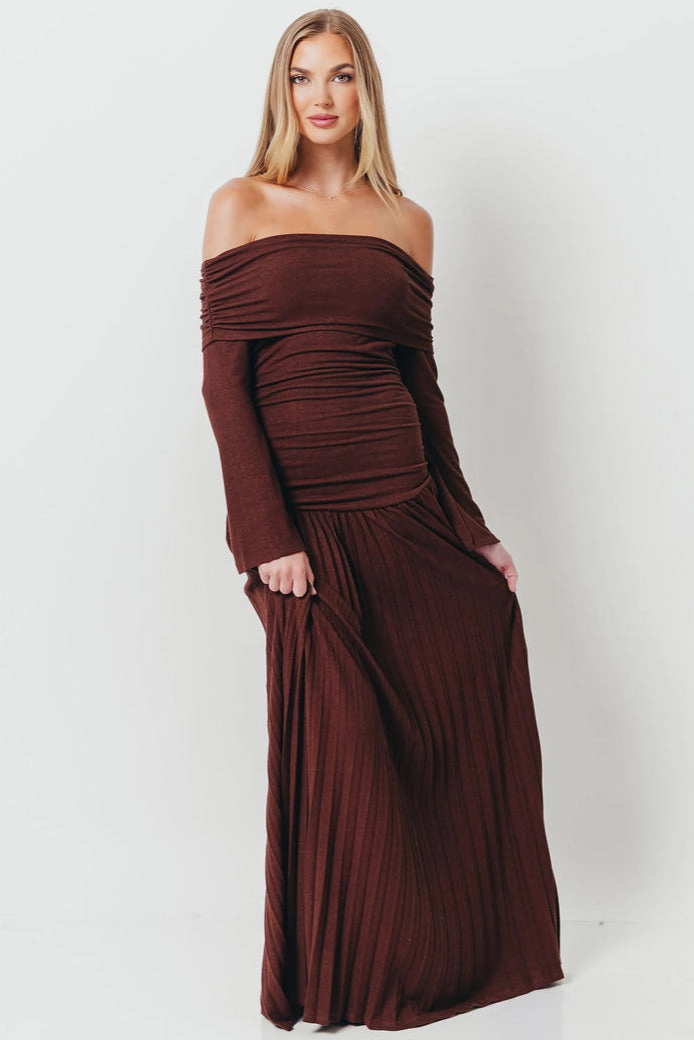 Chic Layering Lennox Long Sleeve Maxi Dress in Brown