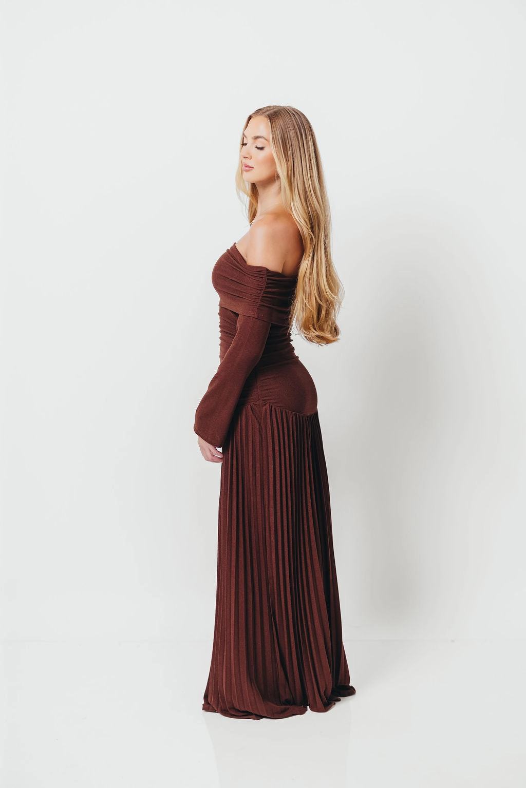 Lennox Long Sleeve Maxi Dress in Brown Clean Chic Tear-resistant