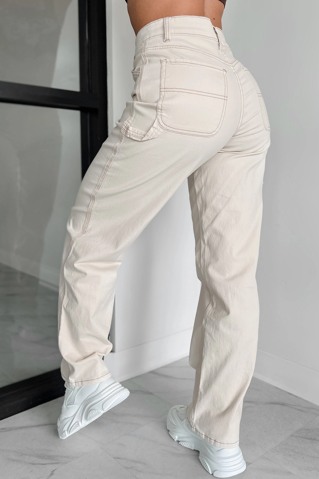 Lark High Rise Straight Leg Carpenter Jeans (Ecru) Travel Outfit Evening Stroll Minimalist Day To Night