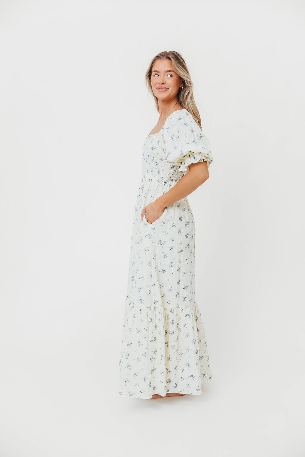 Chic and Flattering Livvy 100% Cotton Maxi Dress in Dusty Blue Floral - Bump Friendly & Inclusive Sizing