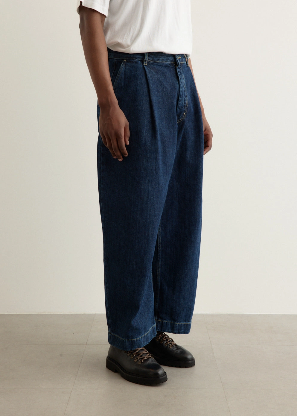 Barrel Leg Construction Natural Style Puch Single Pleat Pant