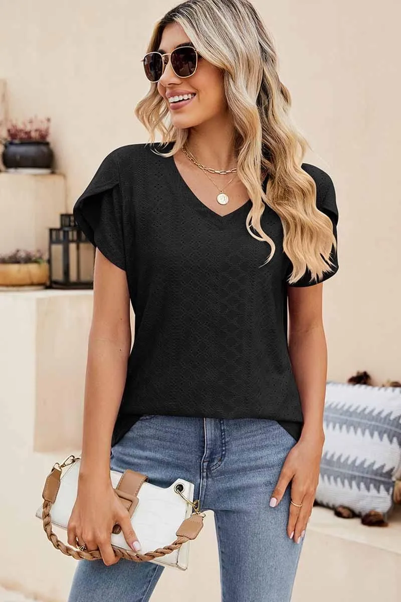 Stylish Layering Classic Fit PUNCHING LACE TULIP PUFF V NECK T-SHIRTS