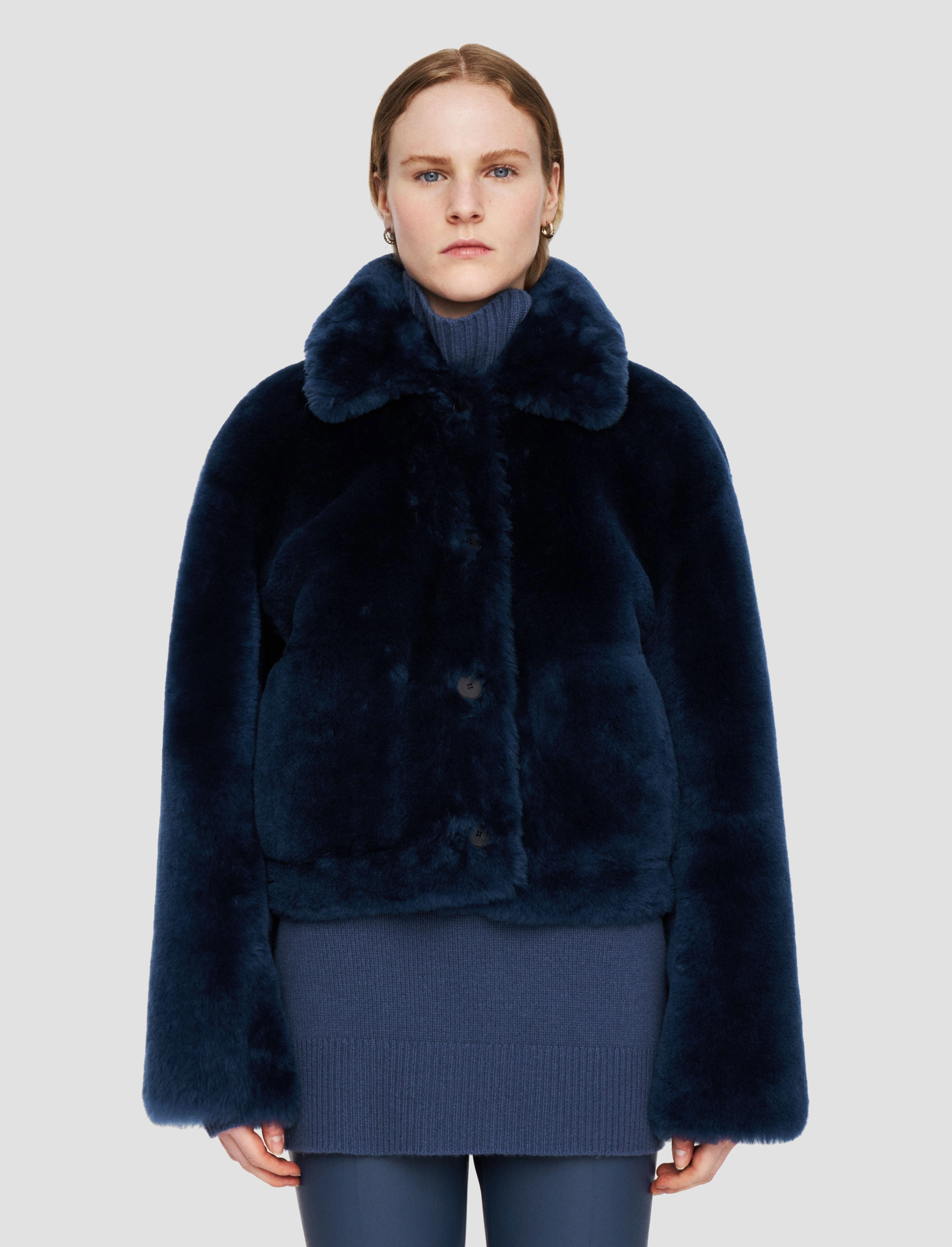 Bonded seams Ergonomic Shoulder Fit Alloway Reversible Shearling Jacket