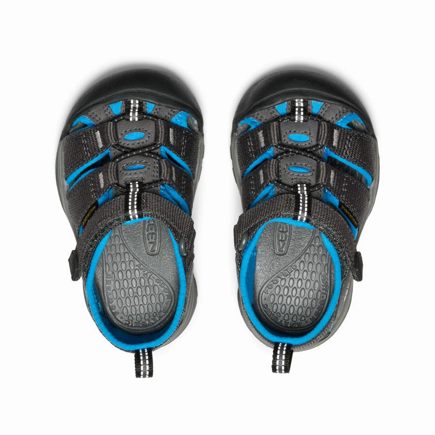 Toddlers' Newport H2  |  Magnet/Brilliant Blue Comfortable Footwear for Beach Anatomical Toe Ridge