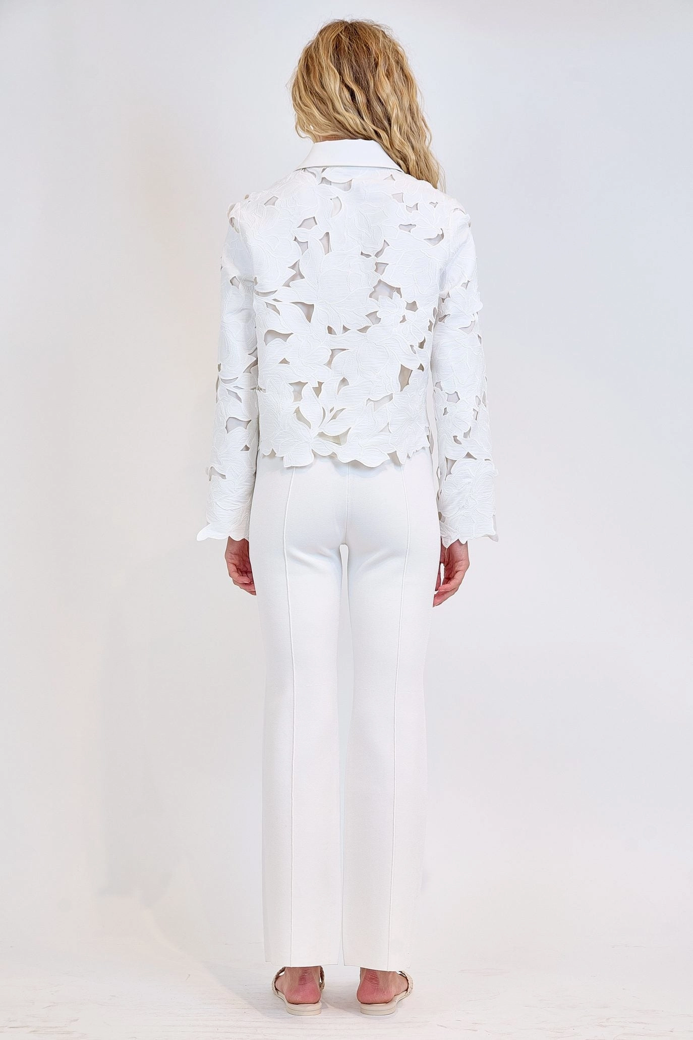 Quinn Jacket White Grid Backlined Interior