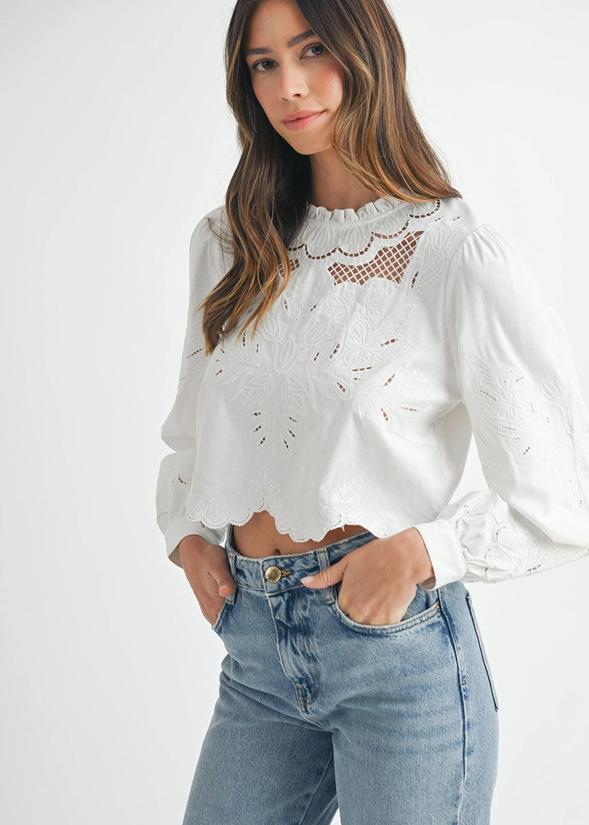 wrinkle free finish Raglan Sleeve Penn Embroidered Scallop Edge Top - White