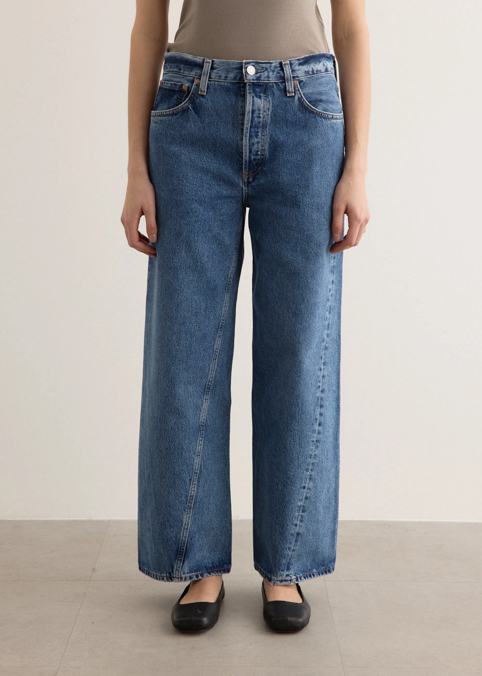 Teen Outfit Night Out Party Look Move With Ease Twist Low Slung Baggy Jeans