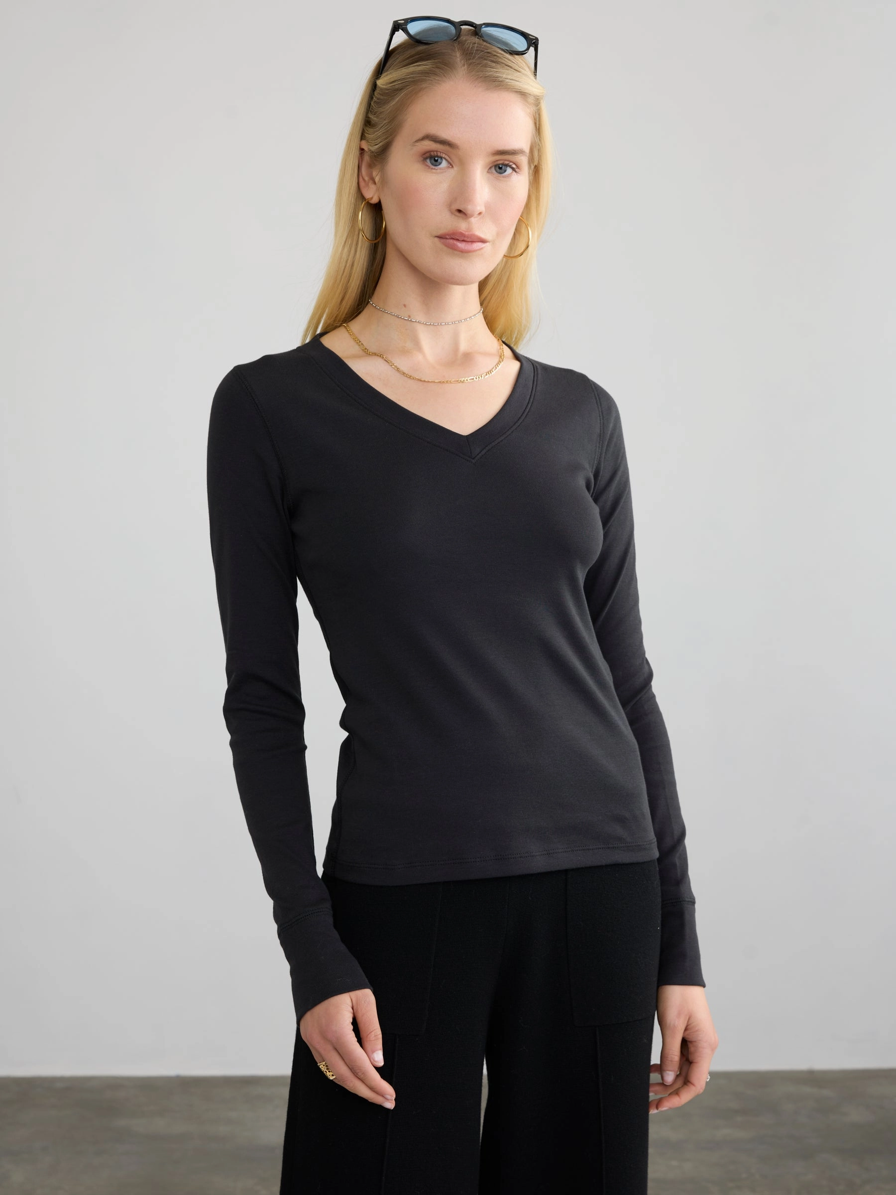 RIBBED COTTON L/S V-NECK TurtleneckDesign